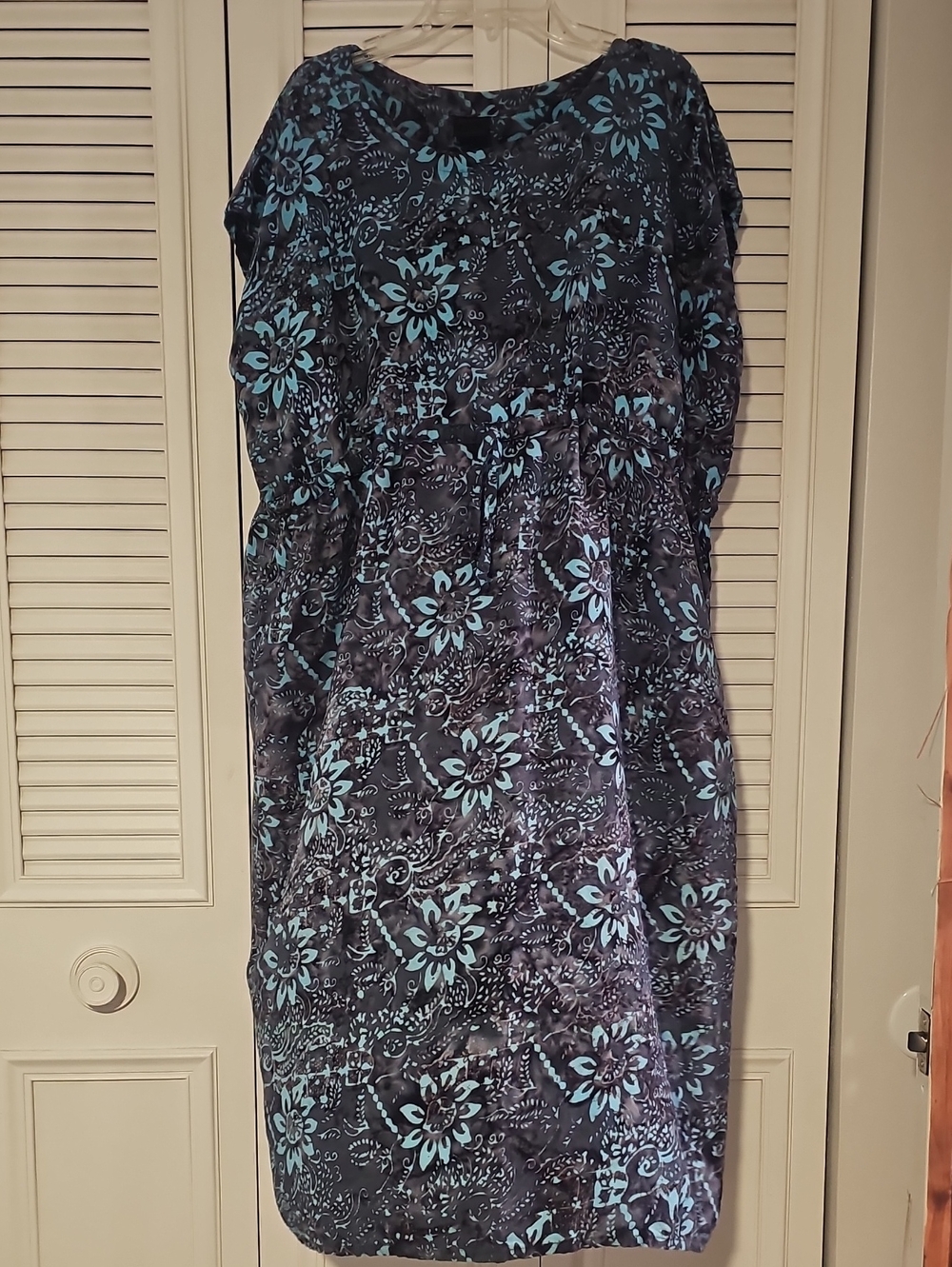 Women’s Floral Print Blue and Black Dress